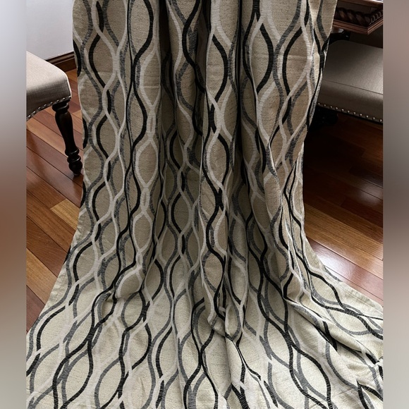 53”x 72”" Studio Curtains - Picture 16 of 16